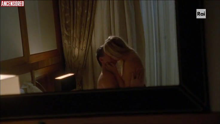 Carolina Crescentini – never for love