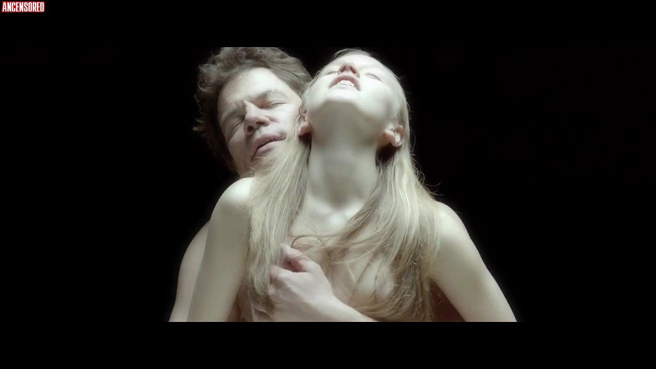 carolina hoffmann – Illusion