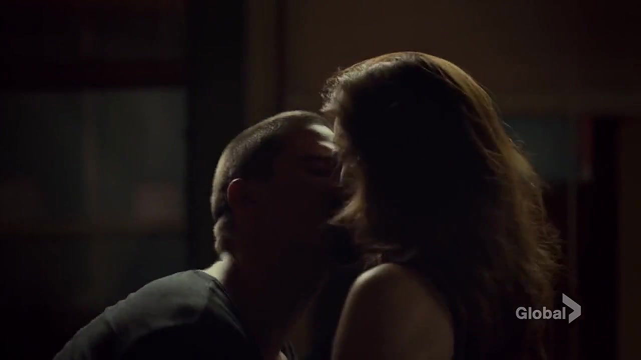 Caroline Dhavernas – mary kills people