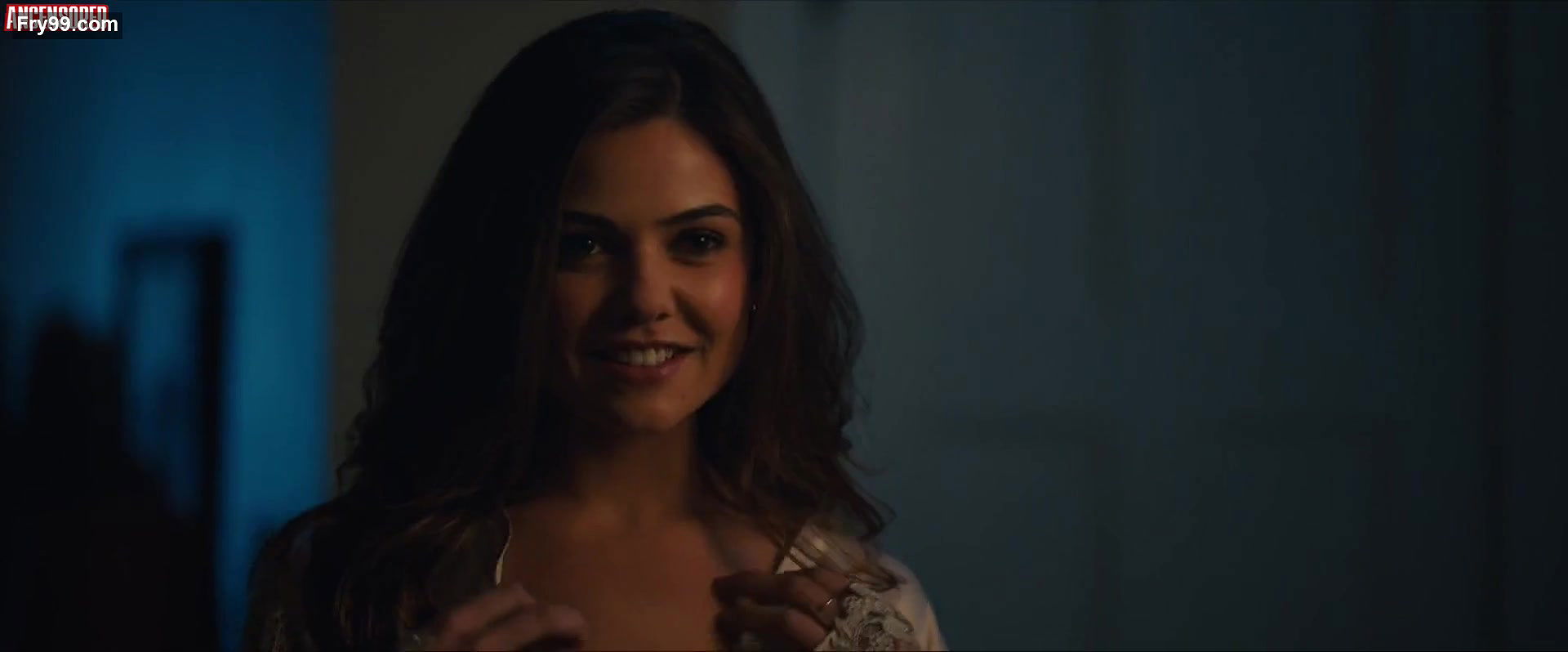 caroline portu – ghost light