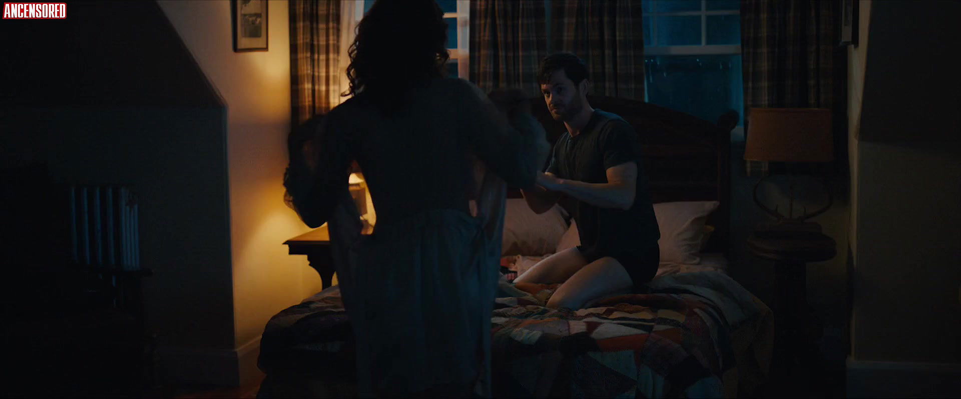 caroline portu – ghost light