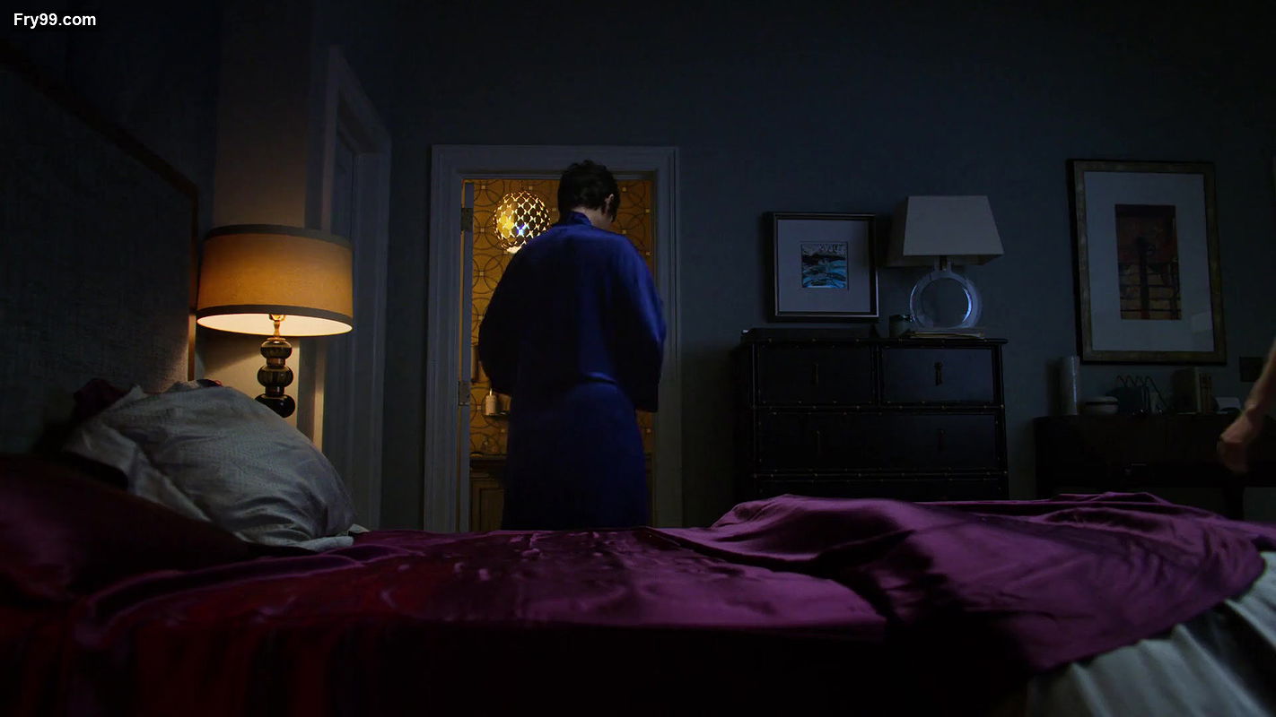 Carrie Anne Moss – Jessica Jones