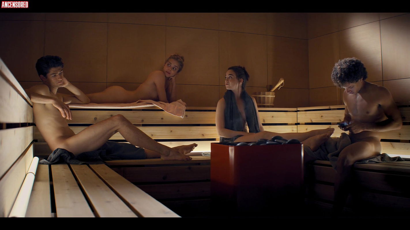 casimere jollette – tiny pretty things