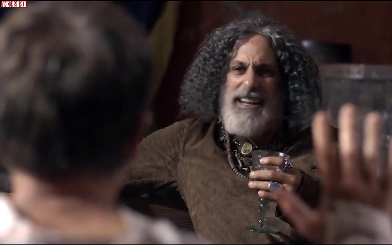 Cassandra Sanchez Navarro – sitiados mexico