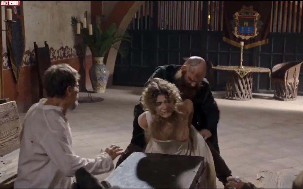 Cassandra Sanchez Navarro – sitiados mexico