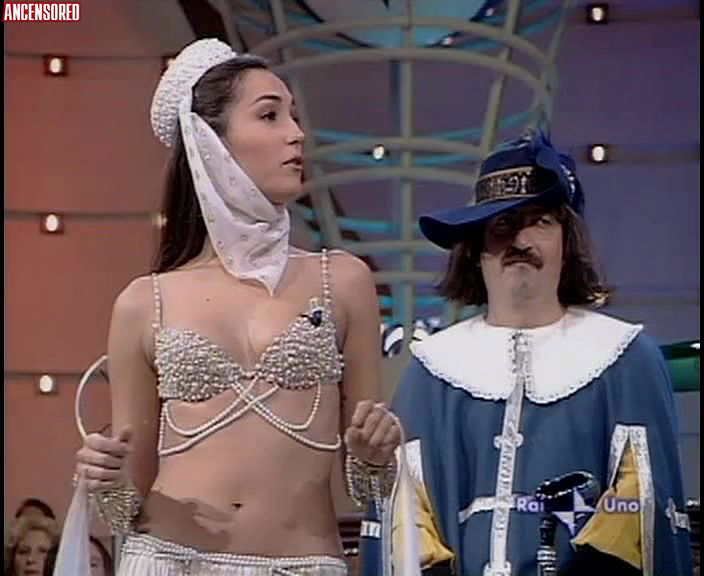 Caterina Balivo – casa raiuno
