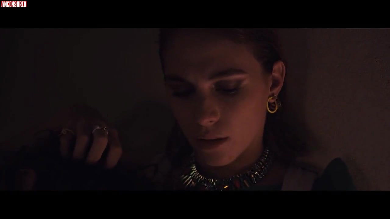 Caterina Murino – my brother my sister