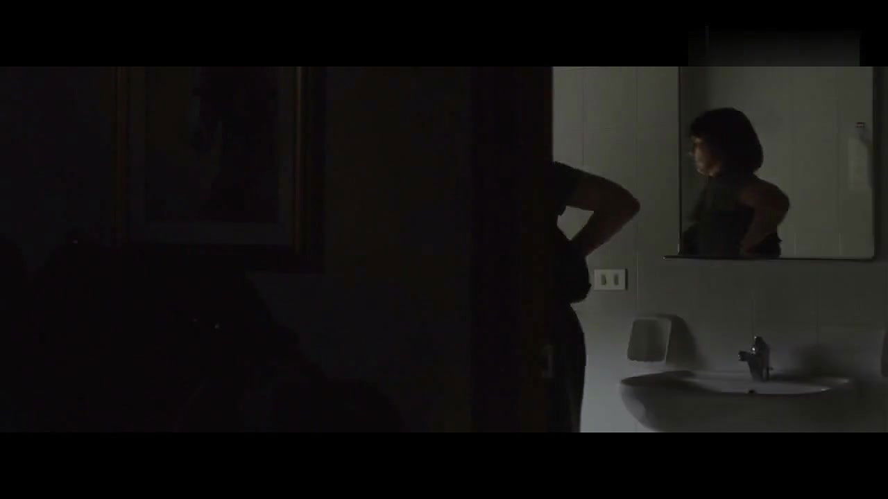 Catherine Keener – War Story