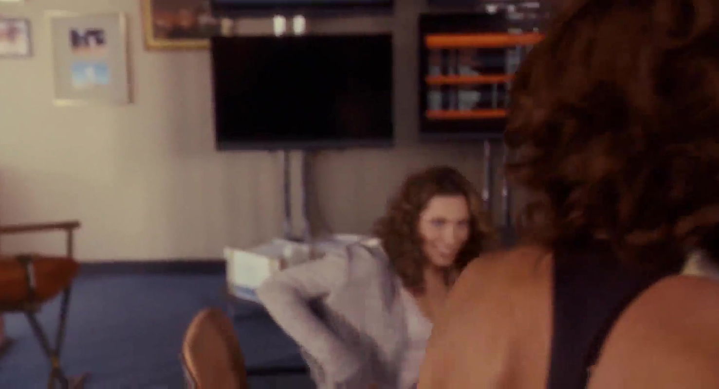 Catherine Zeta Jones – Lay the Favorite