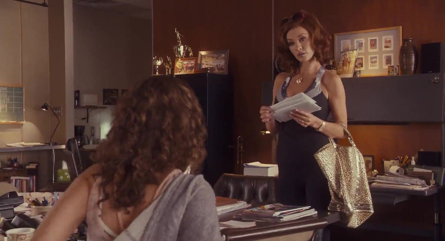 Catherine Zeta Jones – Lay the Favorite