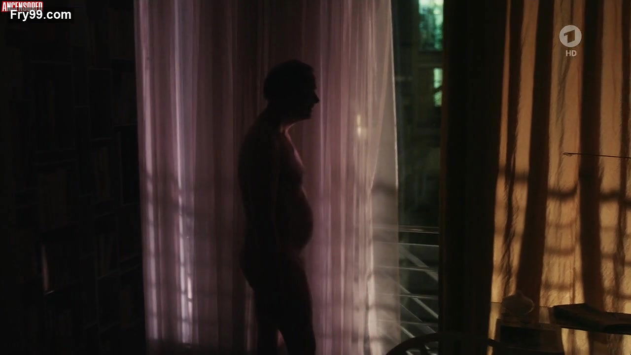 Catrin Striebeck – unterwerfung