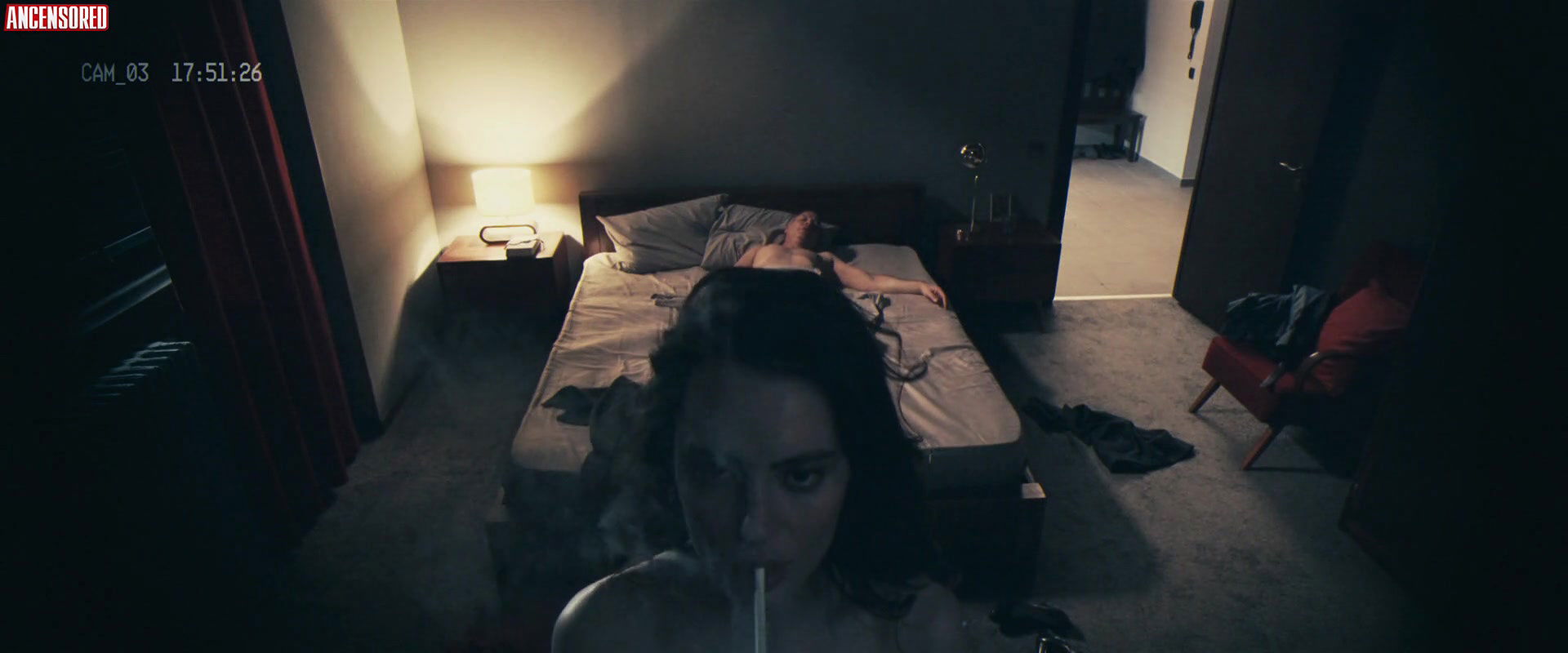 Catrinel Marlon – the whistlers