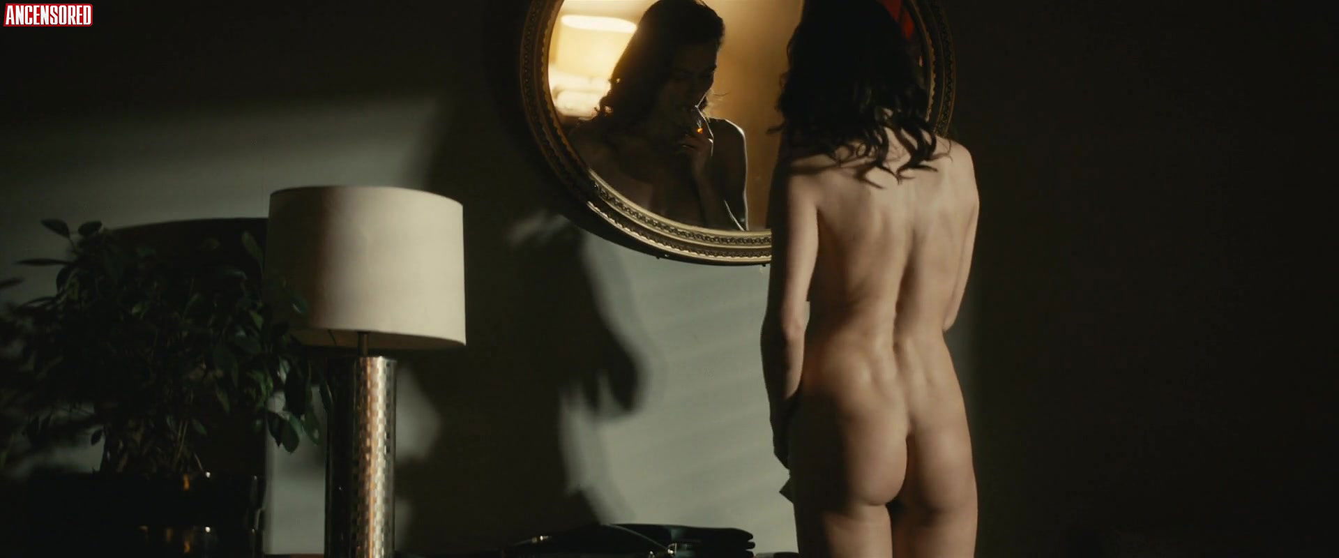 Catrinel Marlon – the whistlers