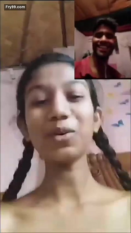 Desi Cute Girl Showing