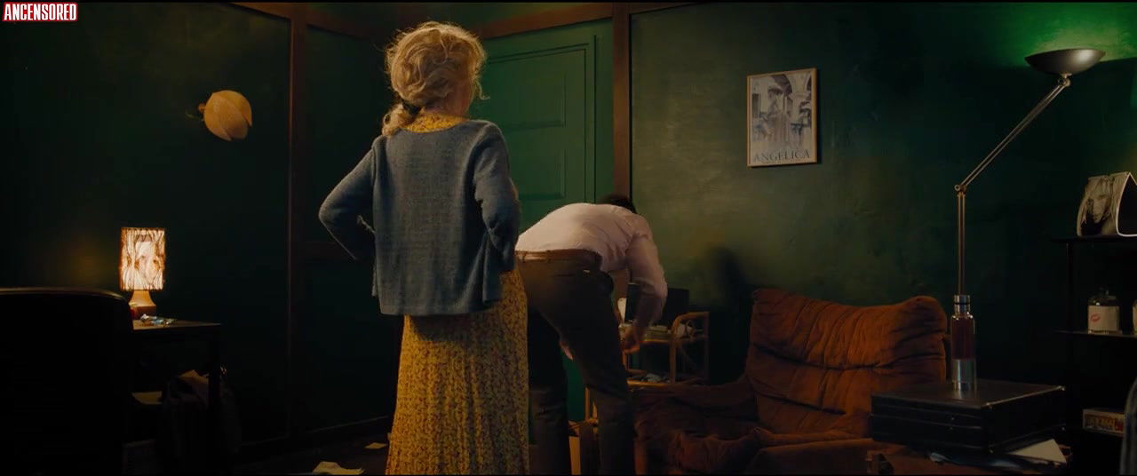 chantal ladesou – nicky larson