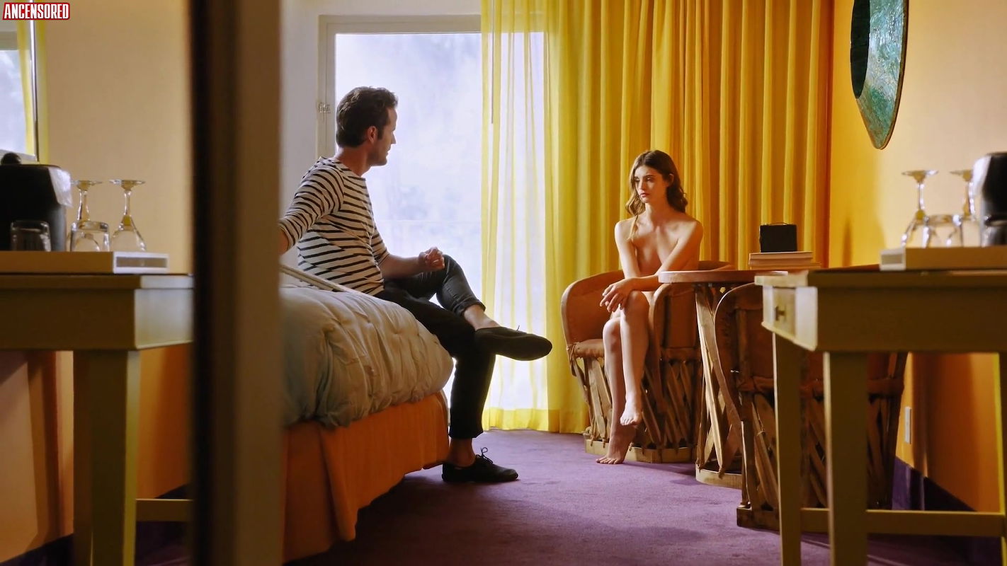 Charlbi Dean Kriek – wedding swingers