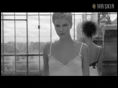 Charlize Theron – Celebrity