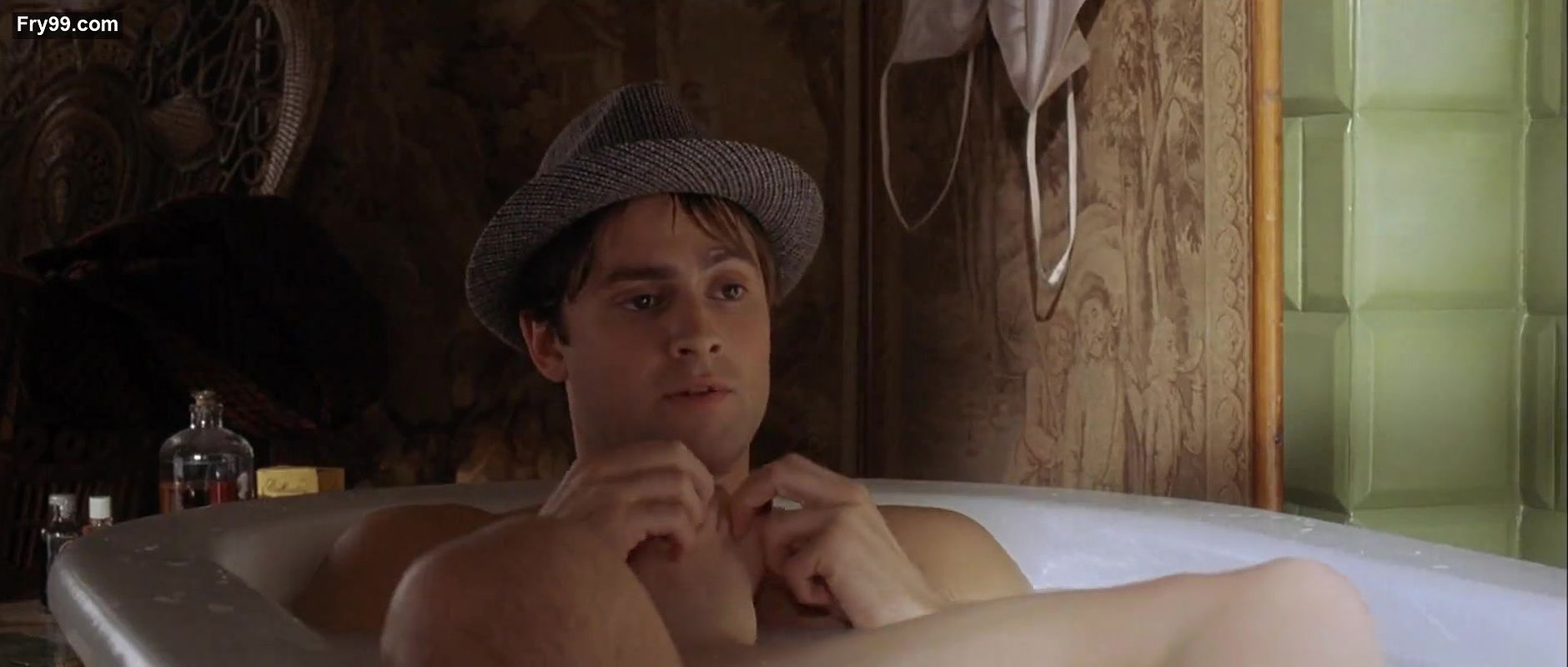 Charlize Theron – Head in the Clouds