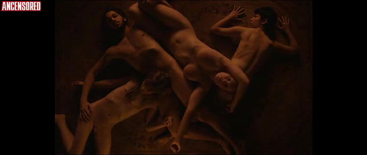 harlotte Aubin – those who make revolutions half way only dig their own graves