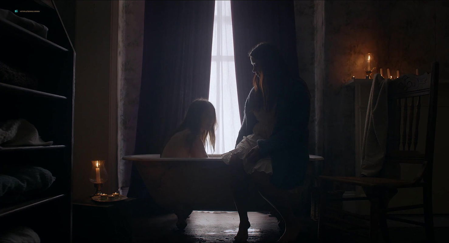 Charlotte Best – alone