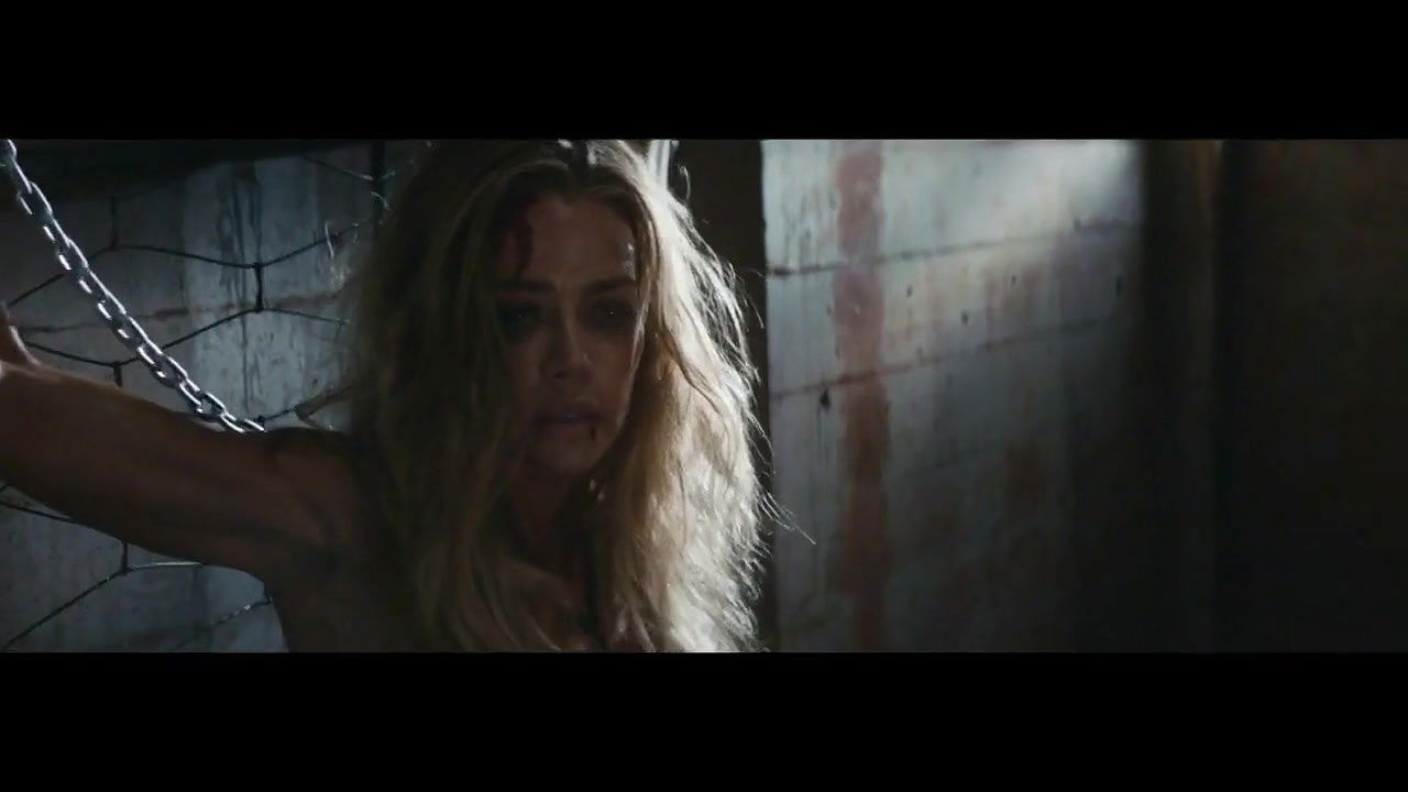 Charlotte McKinney – a girl is a gun