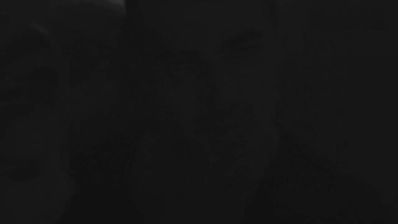 Charlotte McKinney – dnce body moves