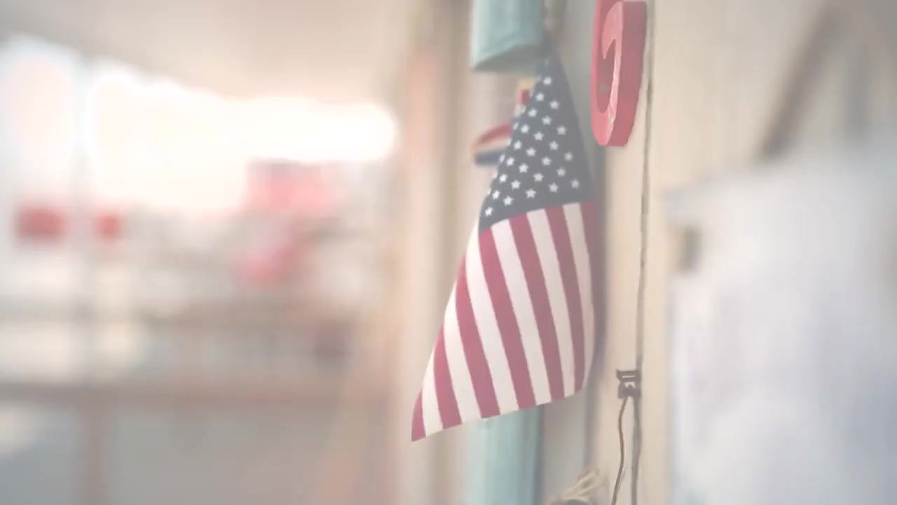 Charlotte McKinney – GQ Behind the Scenes