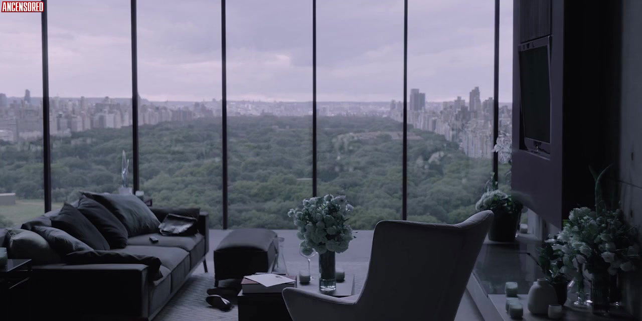 Charlotte Vega – mosquito state