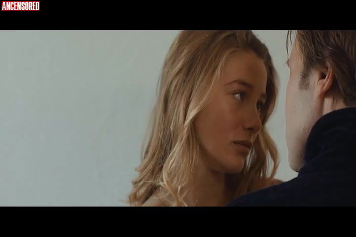 Charlotte Vega – provenance