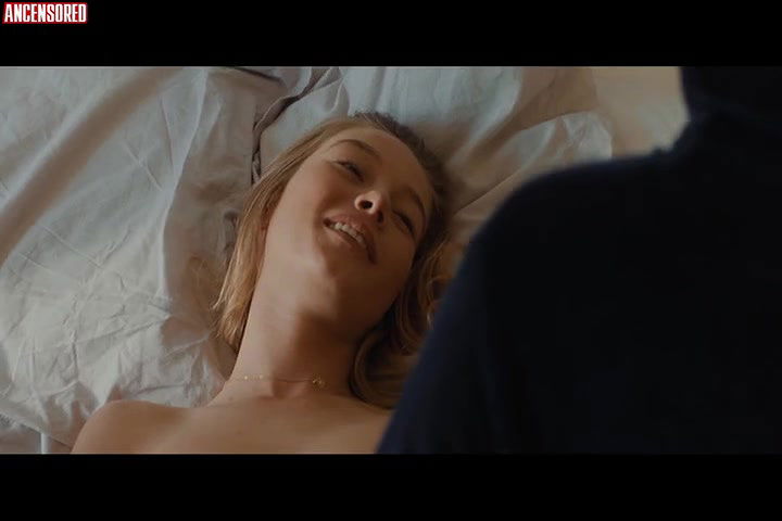 Charlotte Vega – provenance