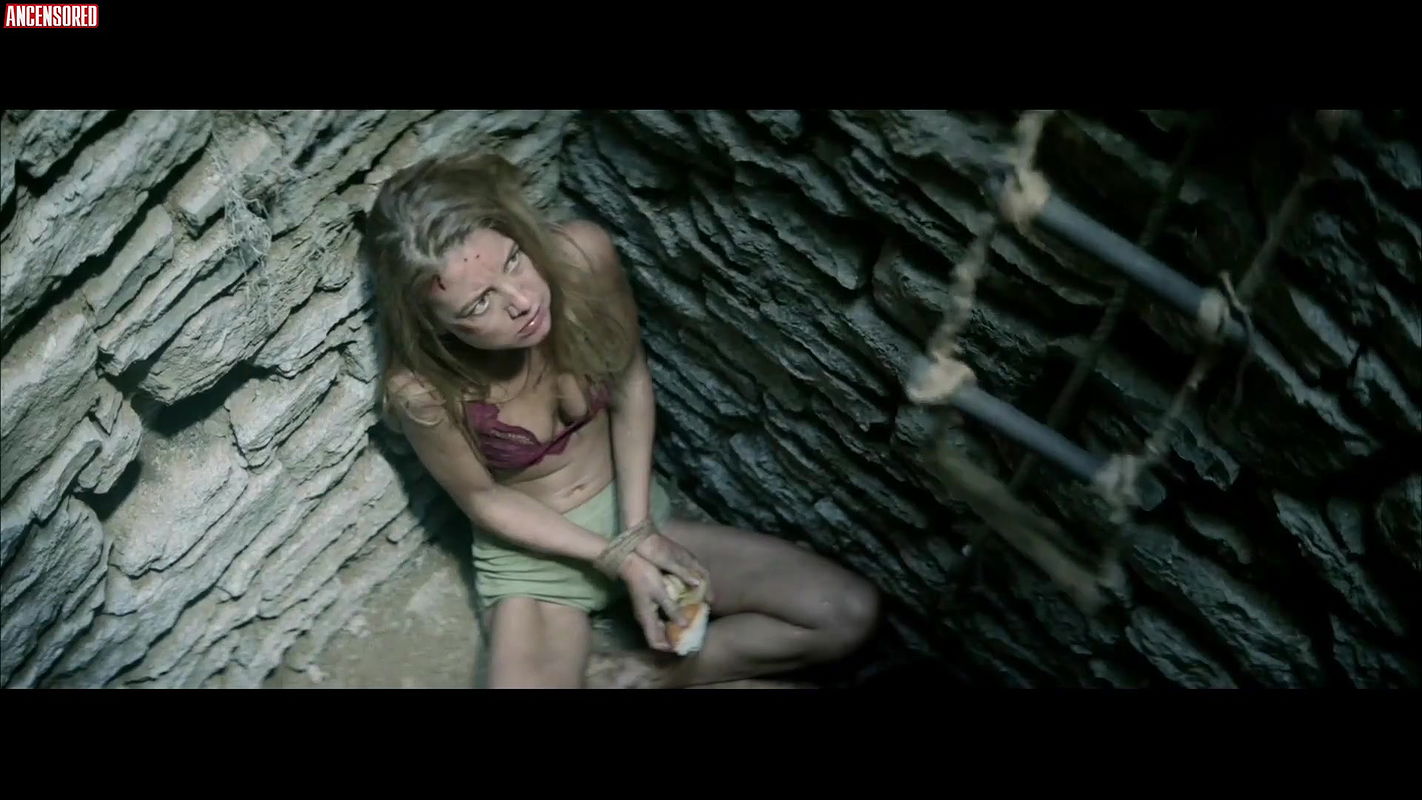 Charlotte Vega – wrong turn 2