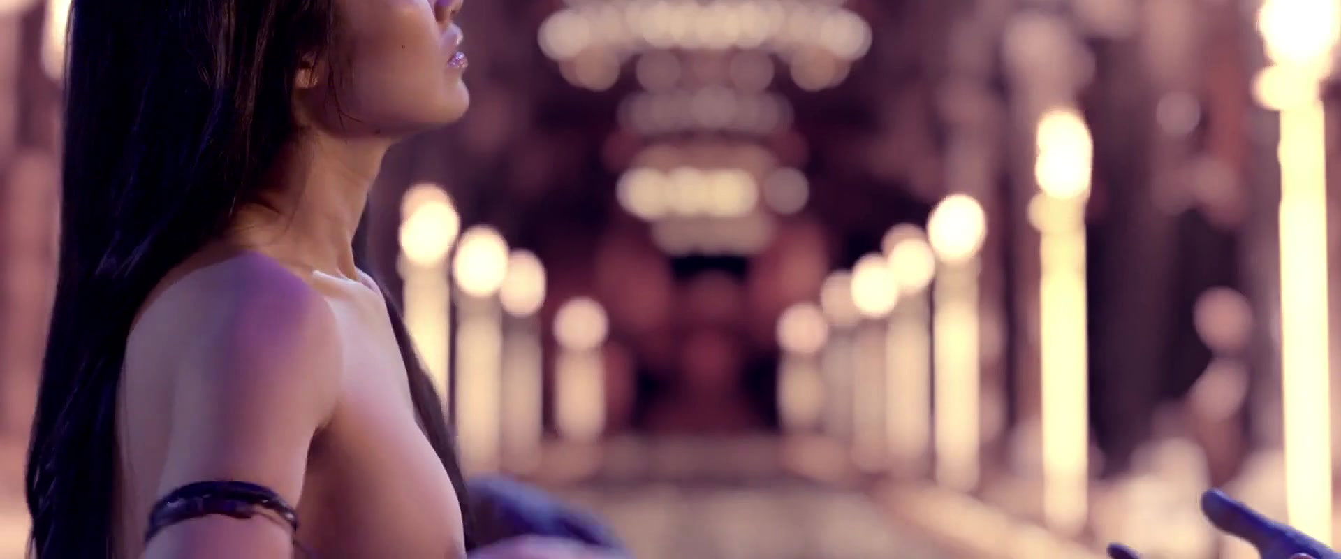 Chasty Ballesteros – book of fire