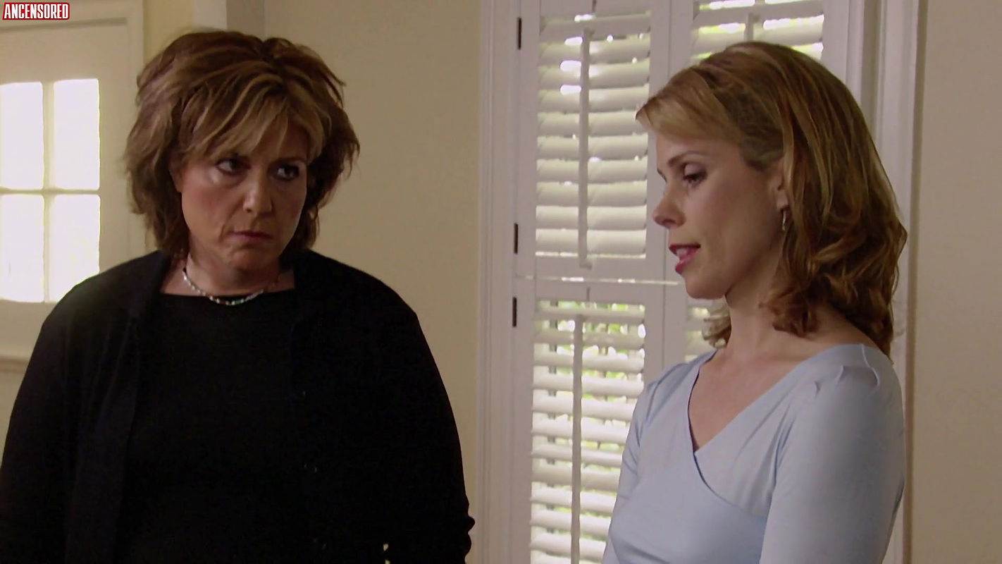 Cheryl Hines – Curb Your Enthusiasm