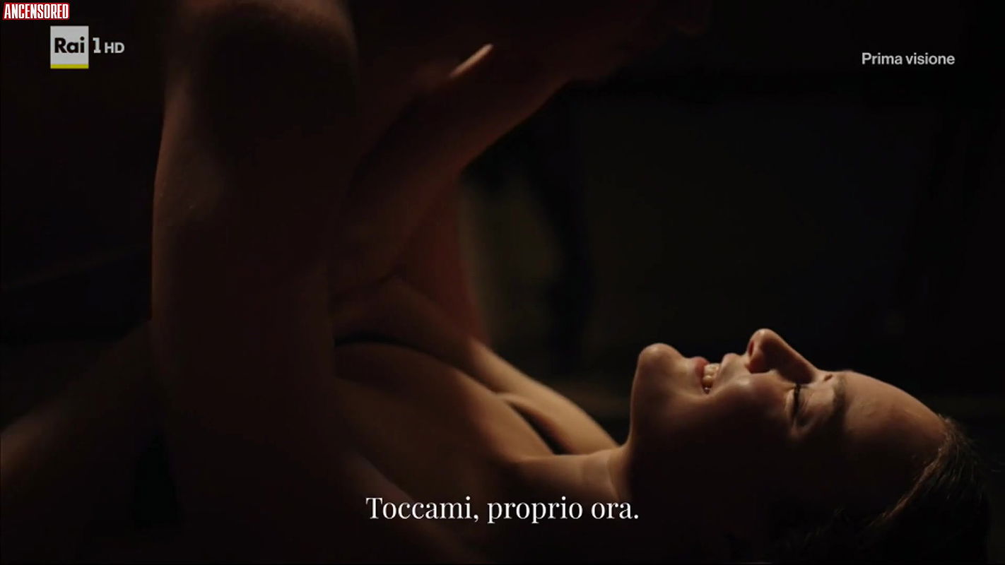 chiara pia aurora – the company of the swan