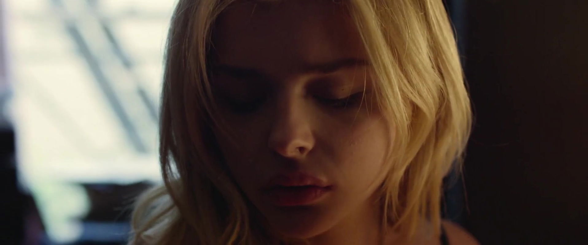 Chlo Mor – brain on fire