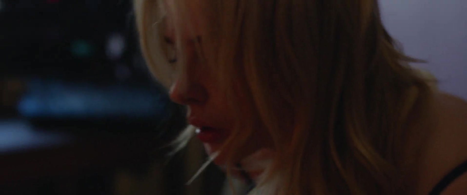 Chlo Mor – brain on fire