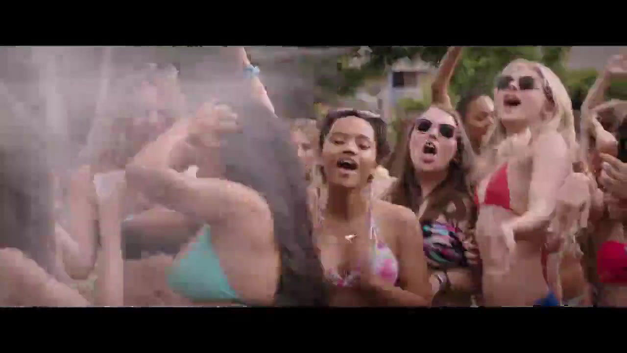 Chlo Mor – Neighbors 2 Sorority Rising