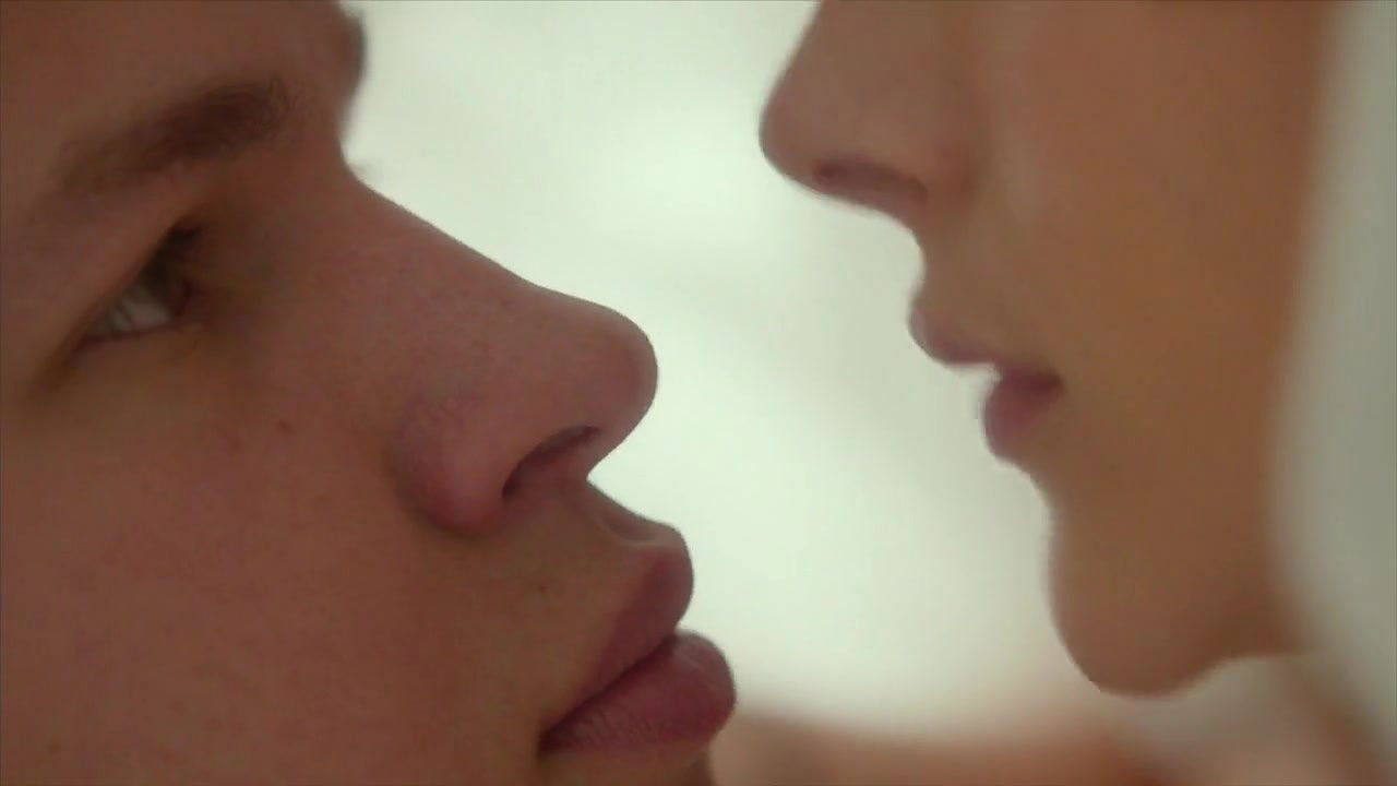 Chlo Mor – november criminals