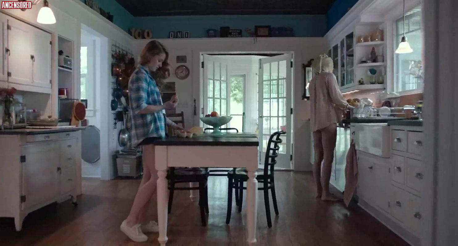 Chlo Sev – love is blind