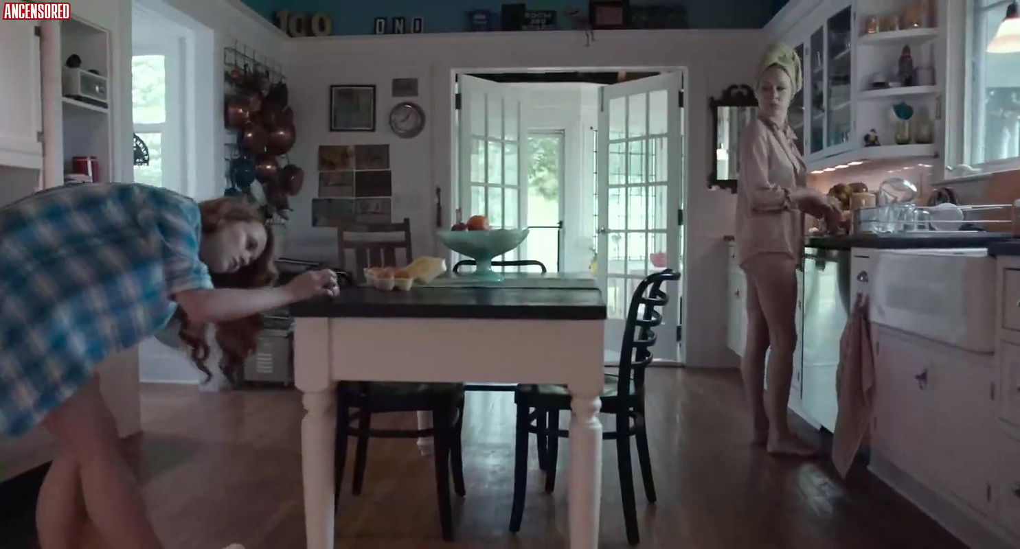 Chlo Sev – love is blind