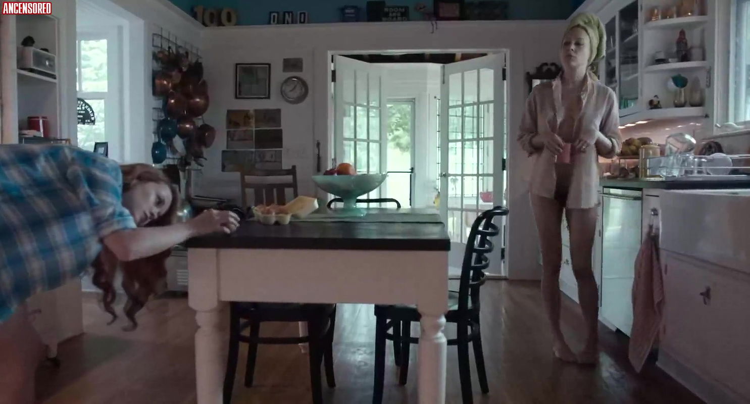 Chlo Sev – love is blind