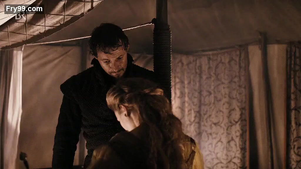 Chlo Stefani – Henri 4