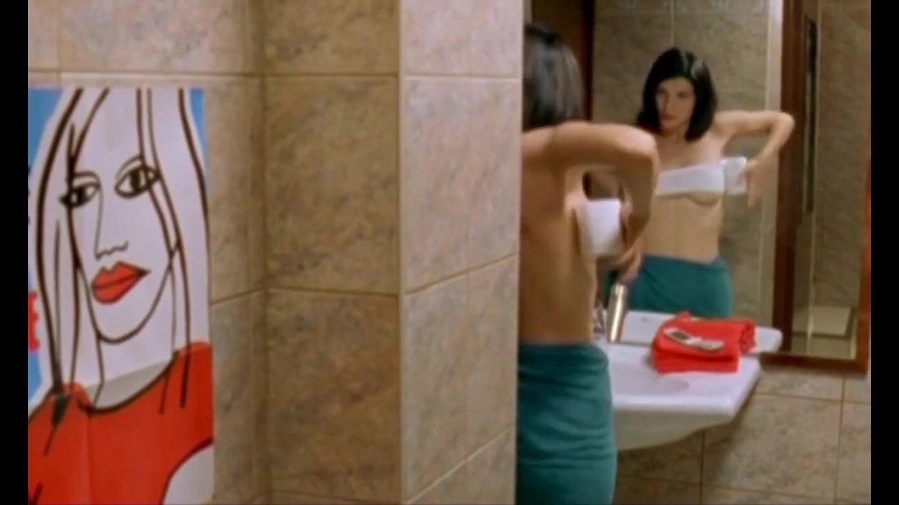 chloe berthier – nue comme un verre