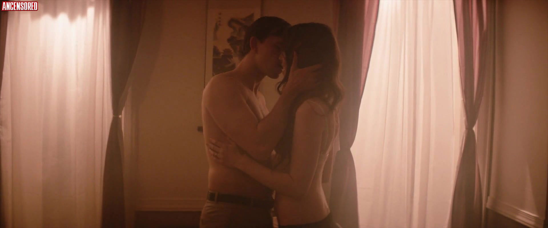 chloe carroll – the honeymoon phase