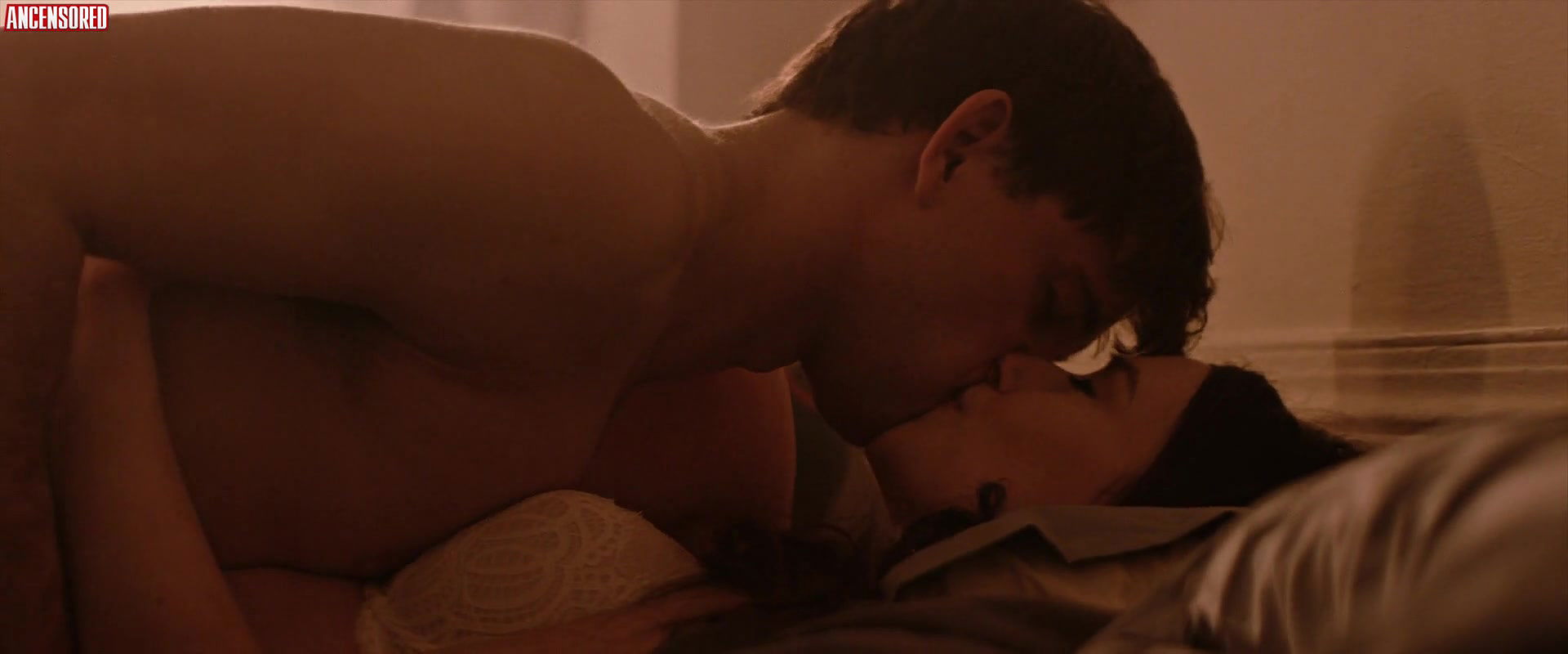 chloe carroll – the honeymoon phase