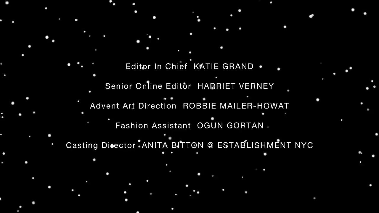 Chrissy Teigen – love advent