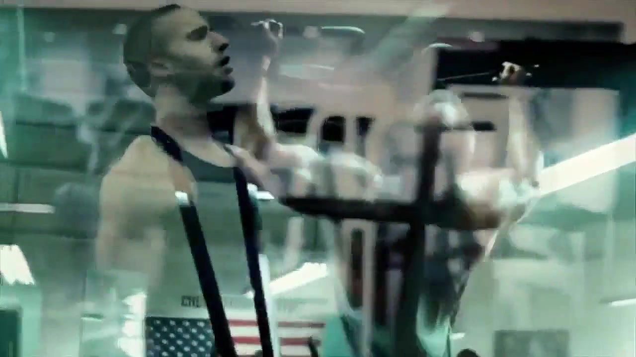 Chrissy Teigen – love advent