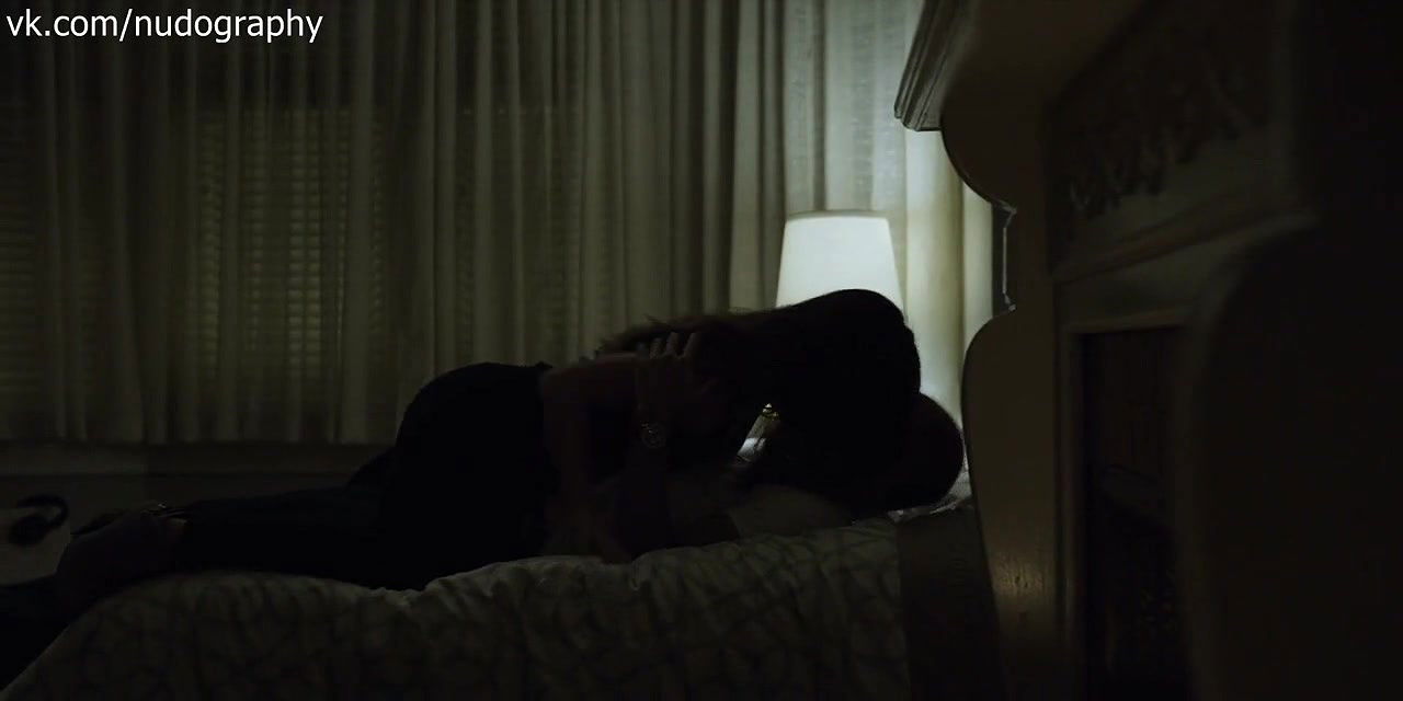 christina bennett lind – House of Cards