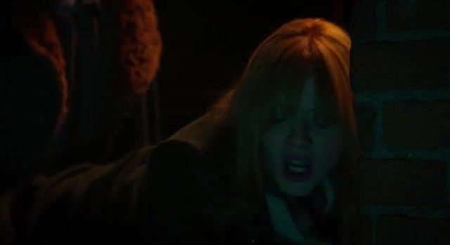 Christina Hendricks – bad santa 2