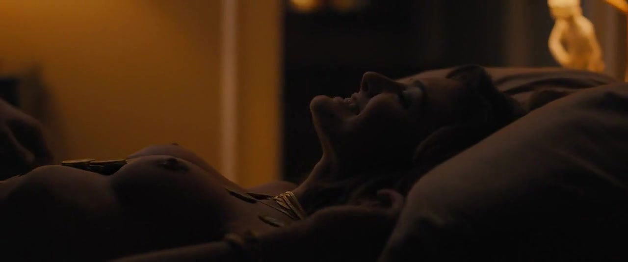 Christine Evangelista – bleed for this